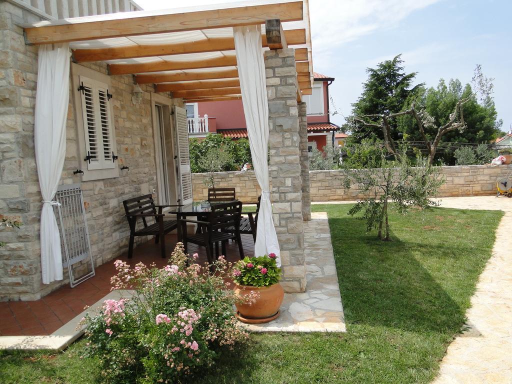 Apartments Villa Ela Ουμάγκ Δωμάτιο φωτογραφία