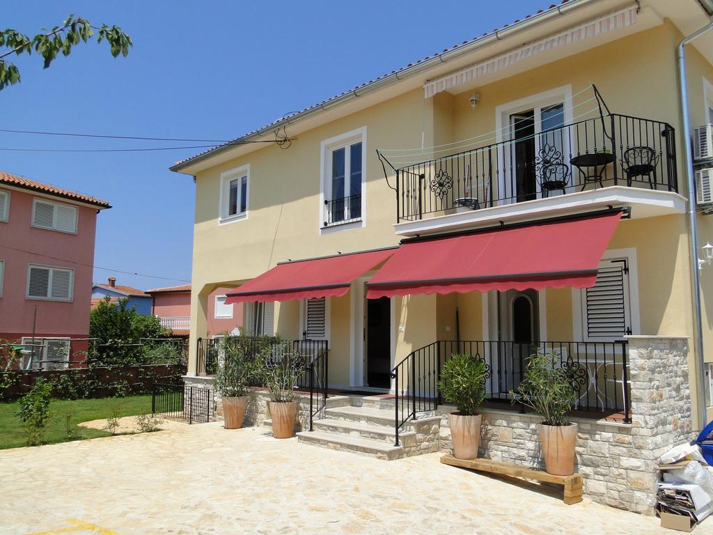 Apartments Villa Ela Ουμάγκ Δωμάτιο φωτογραφία