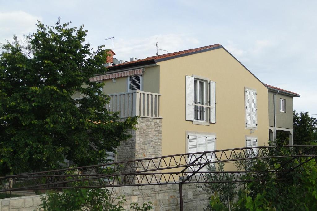 Apartments Villa Ela Ουμάγκ Εξωτερικό φωτογραφία